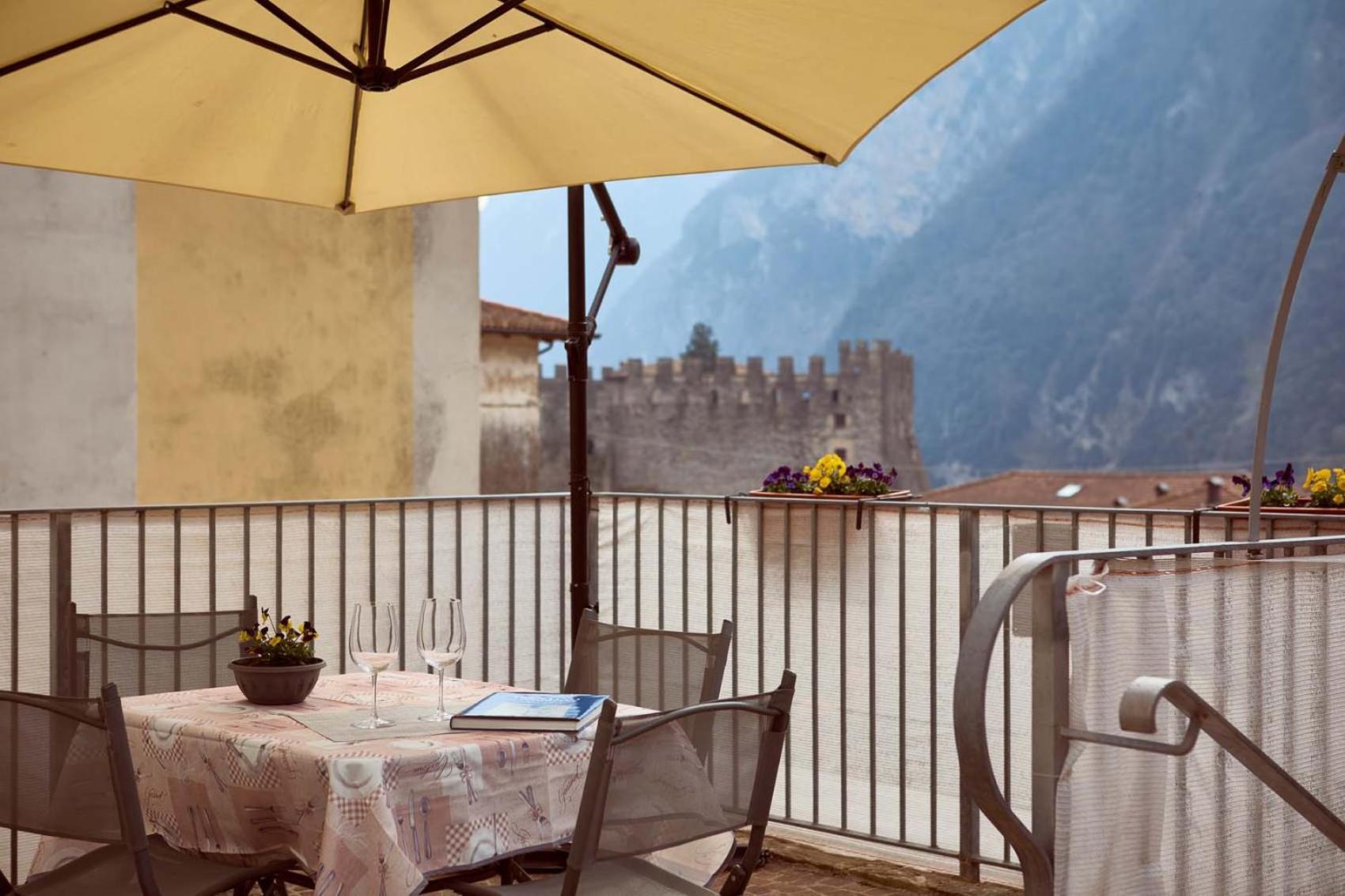 Appartamento Ania Vista Castello Tenno Exterior photo